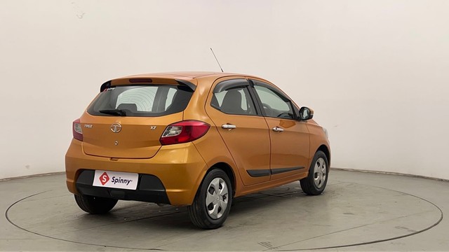 Second-hand 2016 Tata Tiago XZ Opt Diesel for sale in Chandigarh-3
