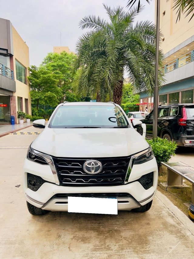 Toyota Fortuner 4X2 Diesel Second-hand 2023 Toyota Fortuner 4X2 Diesel for sale in Faridabad