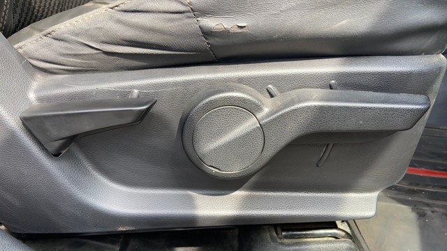 Mahindra Thar LX 4WD Hard Top AT BSVI Second-hand 2021 Mahindra Thar LX 4WD Hard Top AT BSVI for sale in Ahmedabad-3