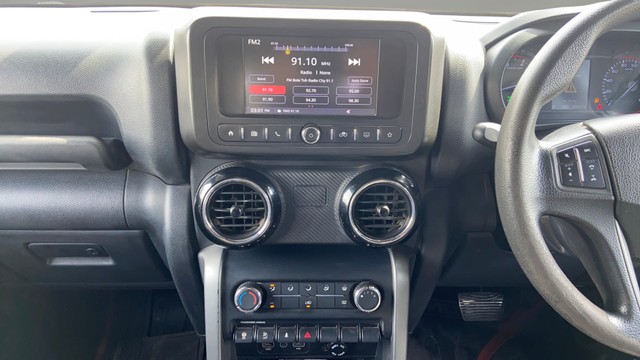 Mahindra Thar LX 4WD Hard Top AT BSVI Second-hand 2021 Mahindra Thar LX 4WD Hard Top AT BSVI for sale in Ahmedabad-2