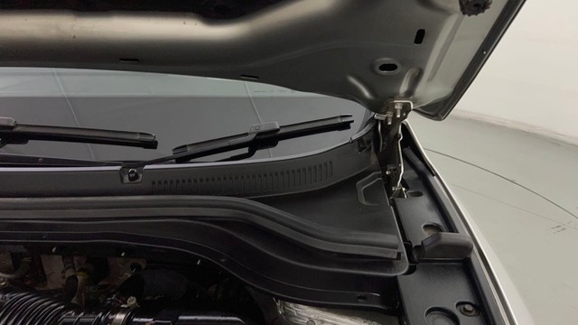 Second-hand 2021 Mahindra XUV700 AX5 5Str AT for sale in Noida-36