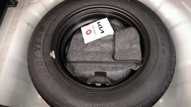 Second-hand 2023 Kia Sonet HTX Turbo iMT for sale in Chandigarh-21