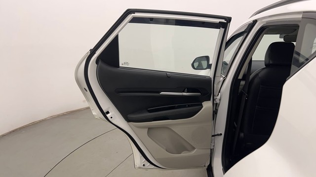 Second-hand 2023 Kia Sonet HTX Turbo iMT for sale in Chandigarh-34