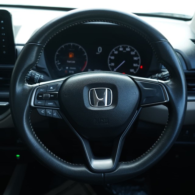Second-hand 2023 Honda Elevate VX Non RF for sale in Karnal-10