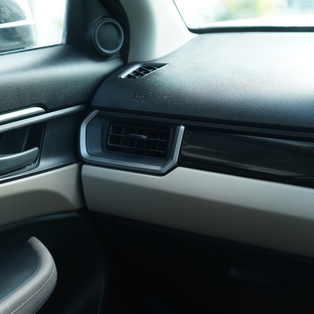 Second-hand 2023 Honda Elevate VX Non RF for sale in Karnal-6