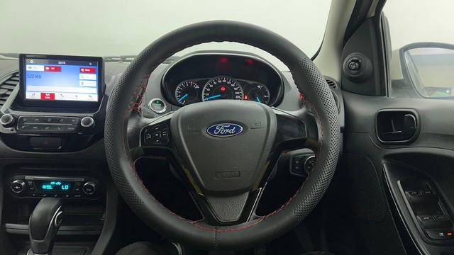 Second-hand 2021 Ford Figo Titanium Plus AT for sale in New Delhi-34