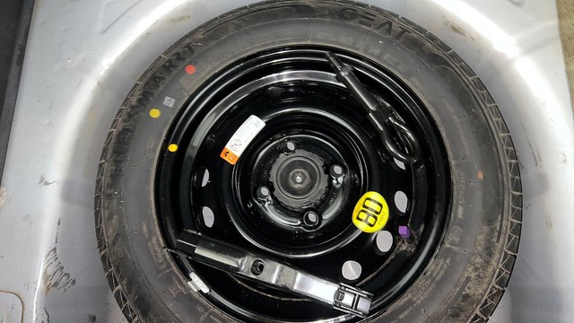 Second-hand 2021 Ford Figo Titanium Plus AT for sale in New Delhi-21