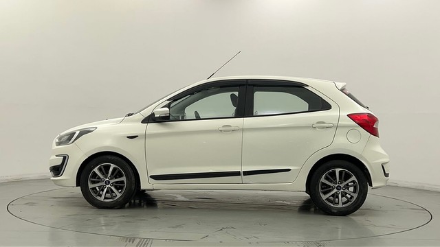 Second-hand 2021 Ford Figo Titanium Plus AT for sale in New Delhi-6