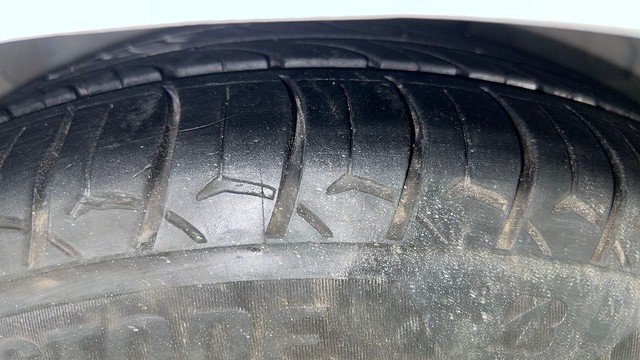 Second-hand 2021 Ford Figo Titanium Plus AT for sale in New Delhi-32