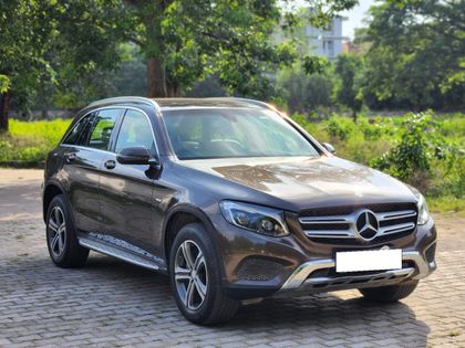 2016 Mercedes-Benz GLC 220डी 4मैटिक स्टाइल