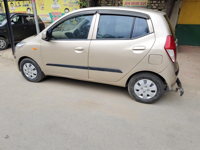 Second-hand 2009 Hyundai i10 Magna 1.2 for sale in Allahabad-4
