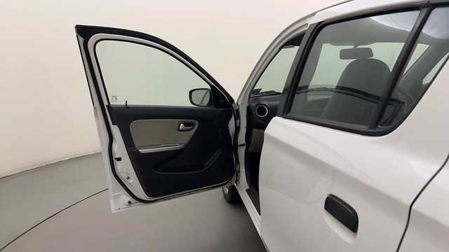 Second-hand 2016 Maruti Alto K10 VXI for sale in Mysore-34