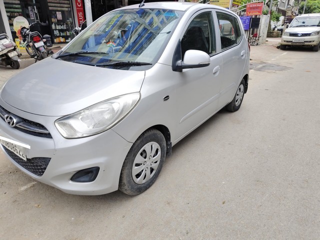 Second-hand 2012 Hyundai i10 Magna for sale in Allahabad-2