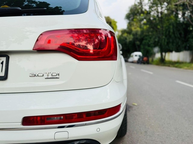 Audi Q7 3.0 TDI quattro Second-hand 2013 Audi Q7 3.0 TDI quattro for sale in Mohali-2
