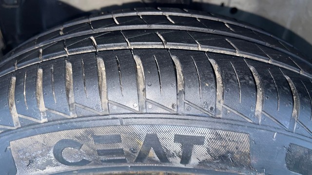 Second-hand 2013 Honda Brio S MT for sale in Coimbatore-33