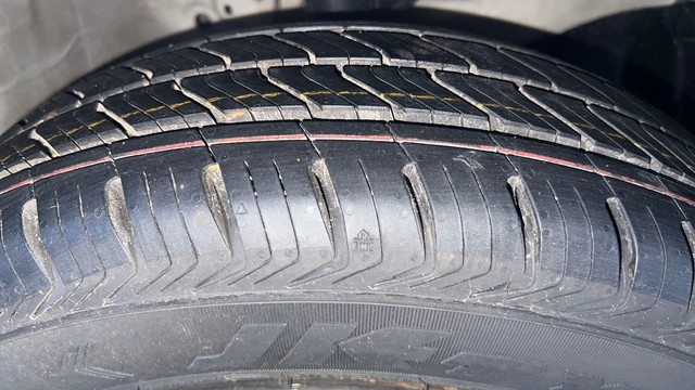 Second-hand 2013 Honda Brio S MT for sale in Coimbatore-25