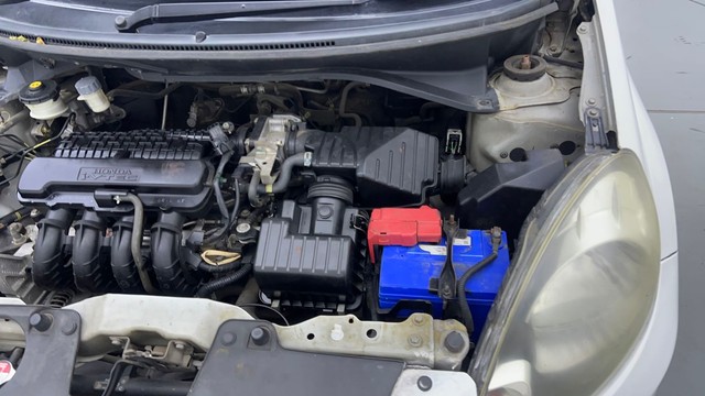 Second-hand 2013 Honda Brio S MT for sale in Coimbatore-35