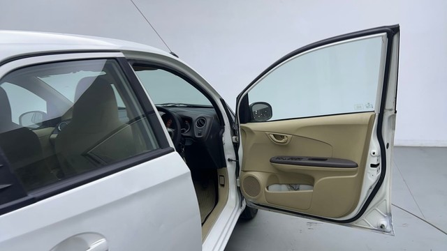 Second-hand 2013 Honda Brio S MT for sale in Coimbatore-16