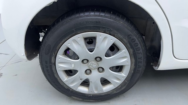 Second-hand 2013 Honda Brio S MT for sale in Coimbatore-18