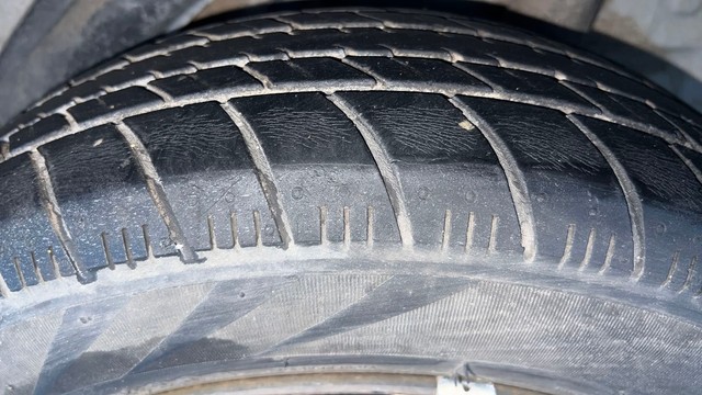 Second-hand 2013 Honda Brio S MT for sale in Coimbatore-39