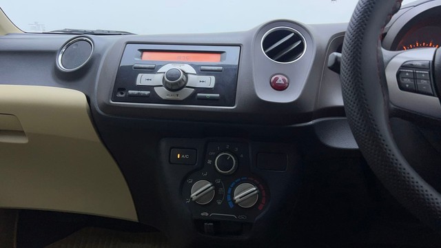 Second-hand 2013 Honda Brio S MT for sale in Coimbatore-30