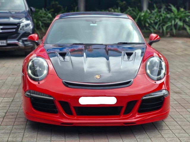 Second-hand 2015 Porsche 911 Carrera S for sale in Mumbai-3