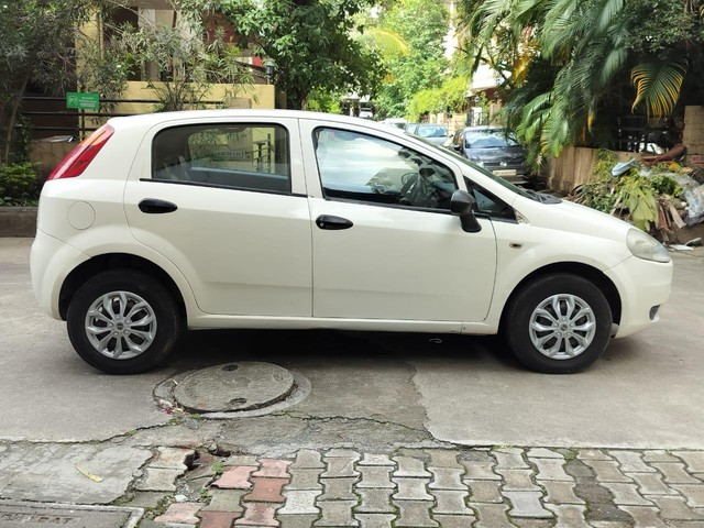 Second-hand 2011 Fiat Punto 1.3 Active for sale in Pune-1