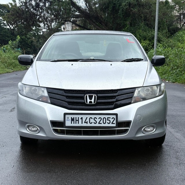 Second-hand 2011 Honda City V MT for sale in Pune-0