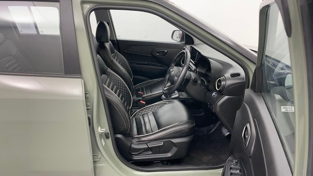 Second-hand 2023 Hyundai i20 Active SX Dual Tone Petrol for sale in Jaipur-15