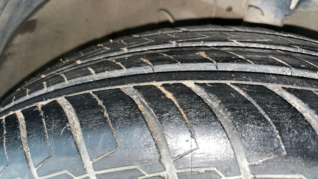 Second-hand 2023 Hyundai i20 Active SX Dual Tone Petrol for sale in Jaipur-39