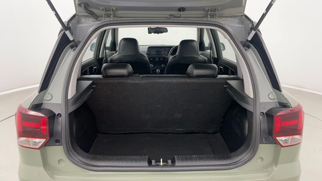 Second-hand 2023 Hyundai i20 Active SX Dual Tone Petrol for sale in Jaipur-9