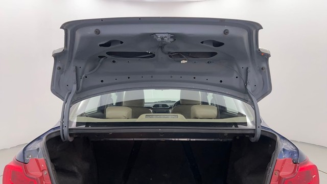 Second-hand 2018 Maruti Dzire VXI for sale in Pune-33