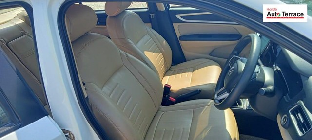 Second-hand 2023 Honda Amaze VX Petrol for sale in Ahmedabad-7