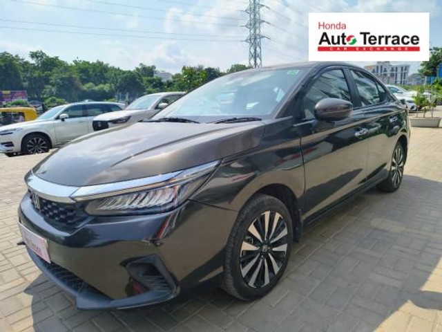 Second-hand 2023 Honda City ZX MT for sale in Ahmedabad-7