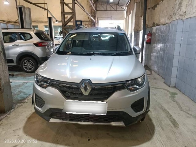 Second-hand 2021 Renault Triber RXL EASY-R AMT for sale in New Delhi-3