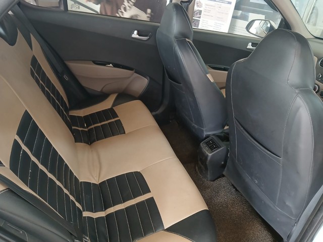 Second-hand 2017 Hyundai i10 Sportz 1.1L for sale in Ranchi-4