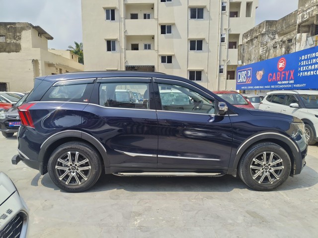 Second-hand 2023 Mahindra XUV700 AX7 7Str Diesel for sale in Visakhapatnam-1