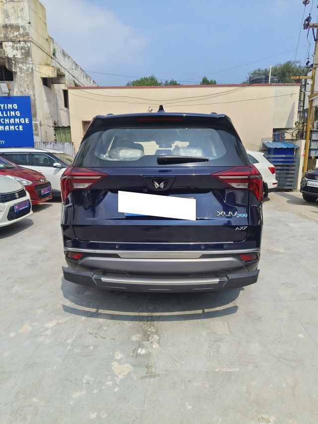 Second-hand 2023 Mahindra XUV700 AX7 7Str Diesel for sale in Visakhapatnam-2