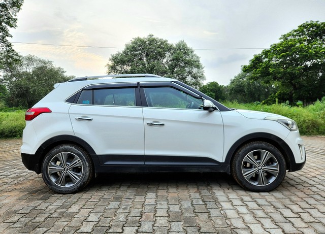 Second-hand 2017 Hyundai Creta 1.6 VTVT AT SX Plus for sale in New Delhi