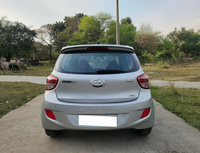 Second-hand 2015 Hyundai Grand i10 Asta Option AT for sale in New Delhi-2
