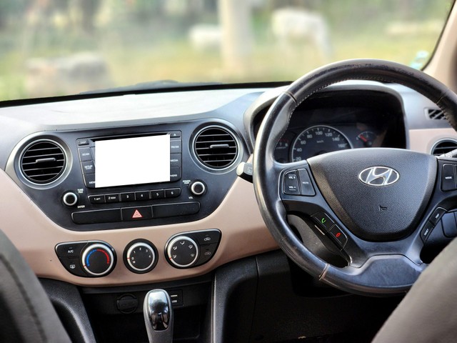 Second-hand 2015 Hyundai Grand i10 Asta Option AT for sale in New Delhi-18