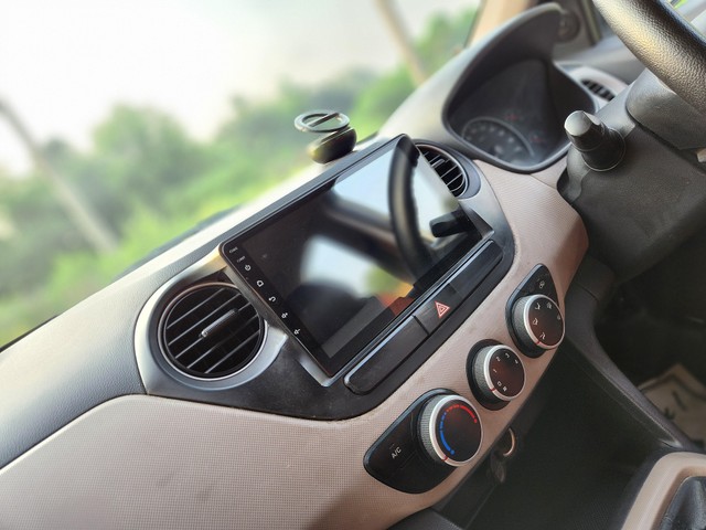 Second-hand 2015 Hyundai Grand i10 Asta Option AT for sale in New Delhi-8