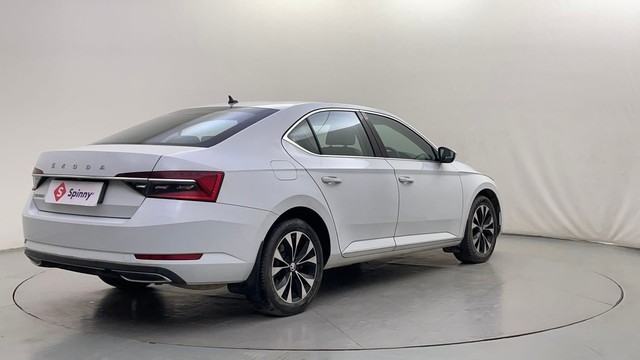 Second-hand 2020 Skoda Superb LK 1.8 TSI AT for sale in Bangalore-3