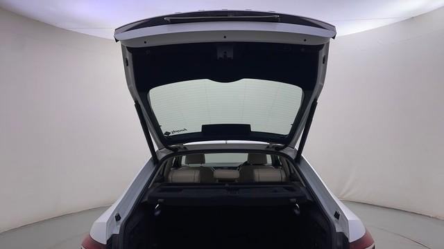 Second-hand 2020 Skoda Superb LK 1.8 TSI AT for sale in Bangalore-33