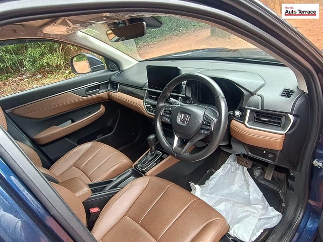 Second-hand 2024 Honda Elevate ZX CVT Non RF for sale in Thiruvananthapuram-11