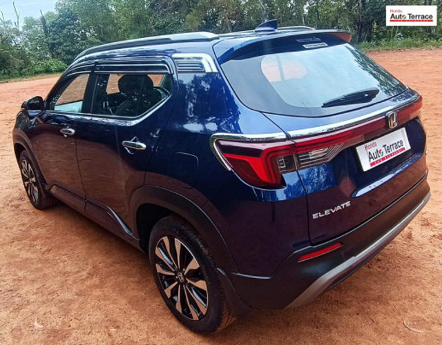 Second-hand 2024 Honda Elevate ZX CVT Non RF for sale in Thiruvananthapuram-10