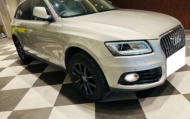 Second-hand 2014 Audi Q5 2.0 TDI Premium Plus for sale in New Delhi-6