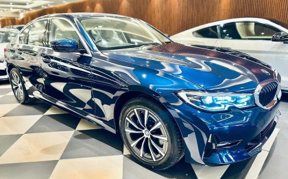 Second-hand 2020 BMW 3 Series 320d Luxury Line for sale in New Delhi
