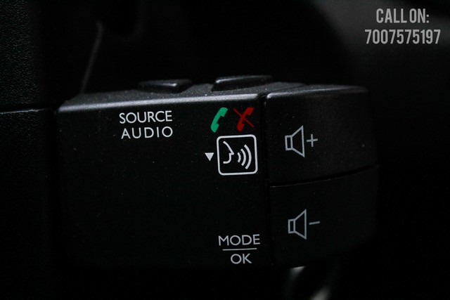 Second-hand 2020 Renault Duster RXS 110PS BSIV for sale in Lucknow-14