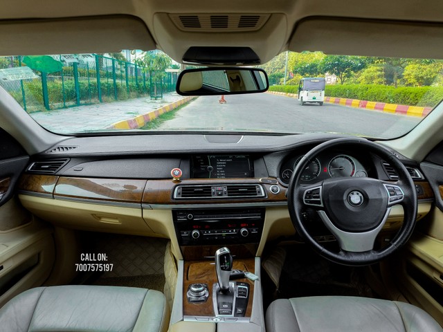 Second-hand 2011 BMW 7 Series 730Ld for sale in Lucknow-13
